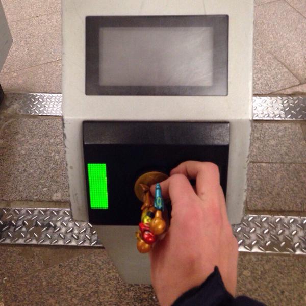 Amiibo Can Somewhat Get Free Rides on Metro - Light Goes Green, But Not Entirely Free